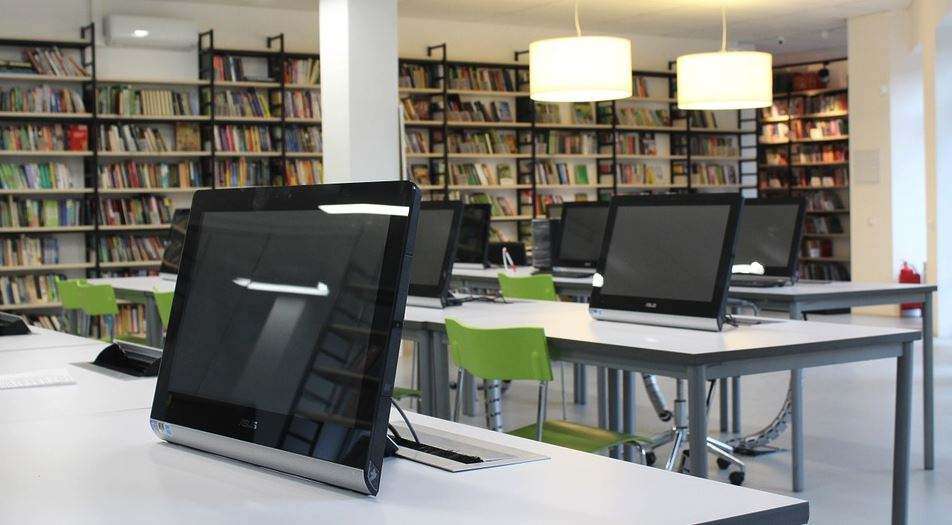 WiFi pública en una biblioteca con Hotspot