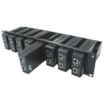 Rack para POEs instalable en rack de 19", hasta 8 inyectores POE